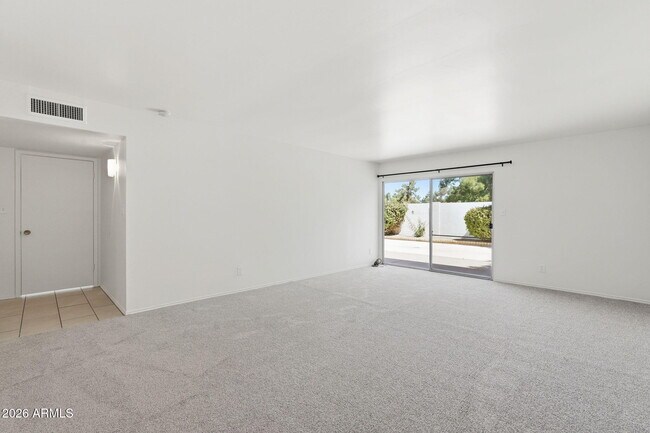 Building Photo - 7238 E Joshua Tree Ln