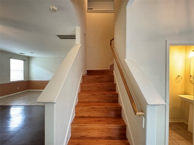 Building Photo - 16527 Beckland Ln