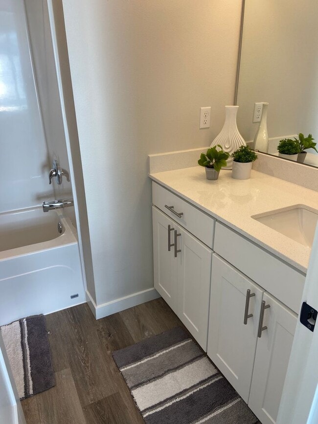 Building Photo - Contemporary 4 Bedroom, 3 Bath Townhome with 2-Car Garage!