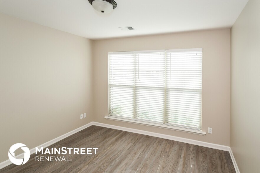 Building Photo - 530 Briar Ridge Cir