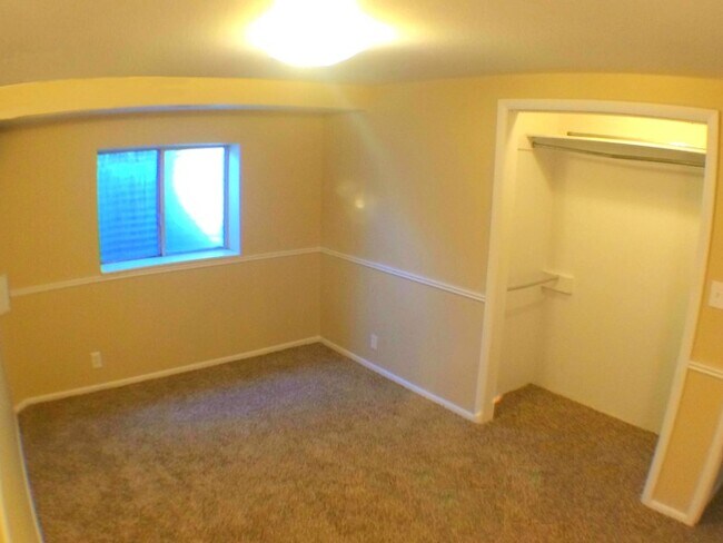 Building Photo - 445 S 600 E