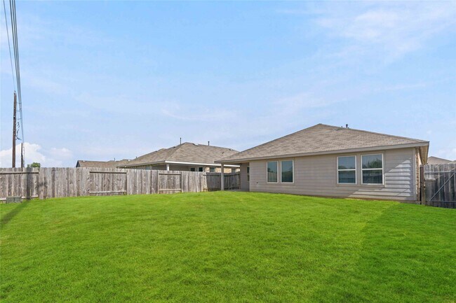 Building Photo - 22631 Busalla Trail