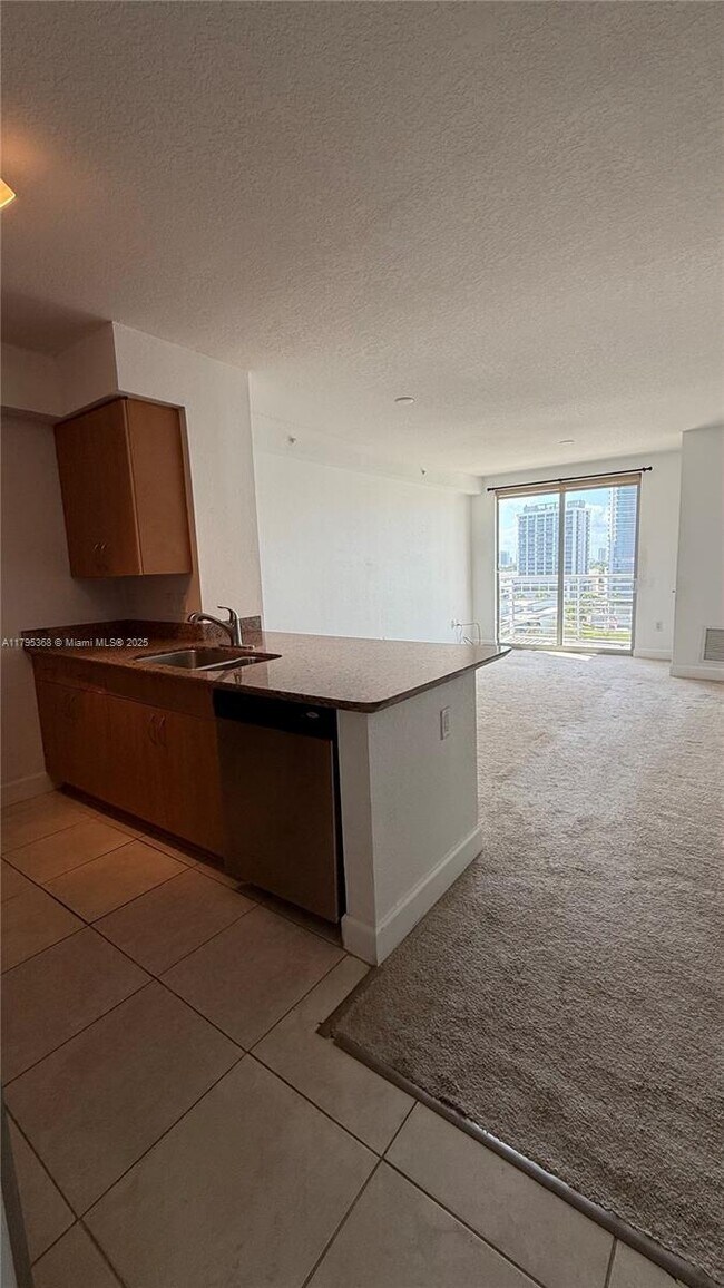 Building Photo - 1830 Radius Dr