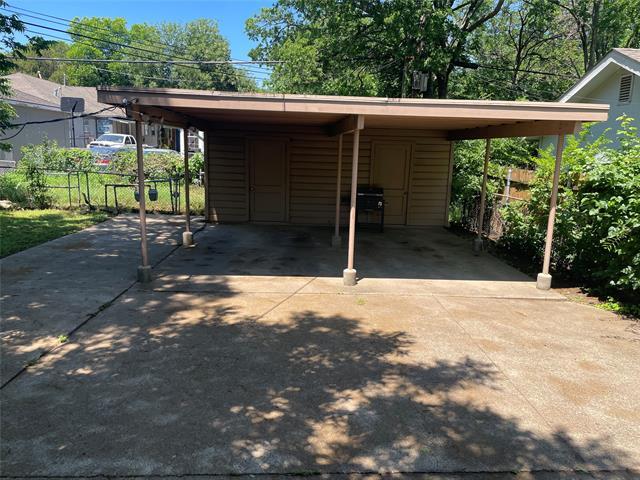 Building Photo - 2421 S Tyler St