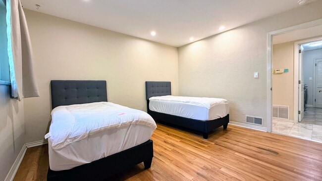 Building Photo - 3BD/2BA Willow Glen Single-Family Home with Spacious Layout