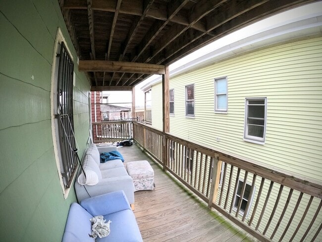 Building Photo - 90 Fisher Ave