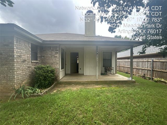 Building Photo - 4211 Meadow Park Dr