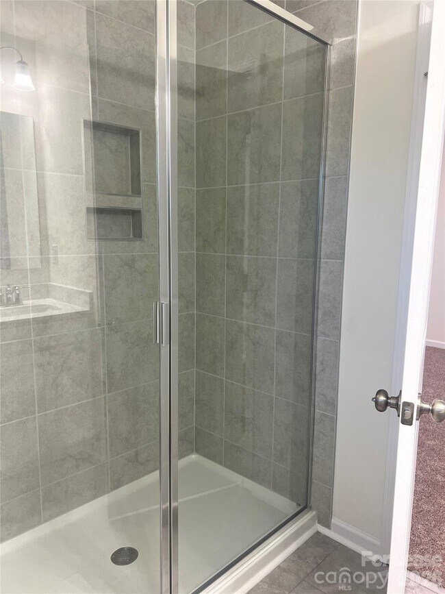 Building Photo - 7117 Bentz St