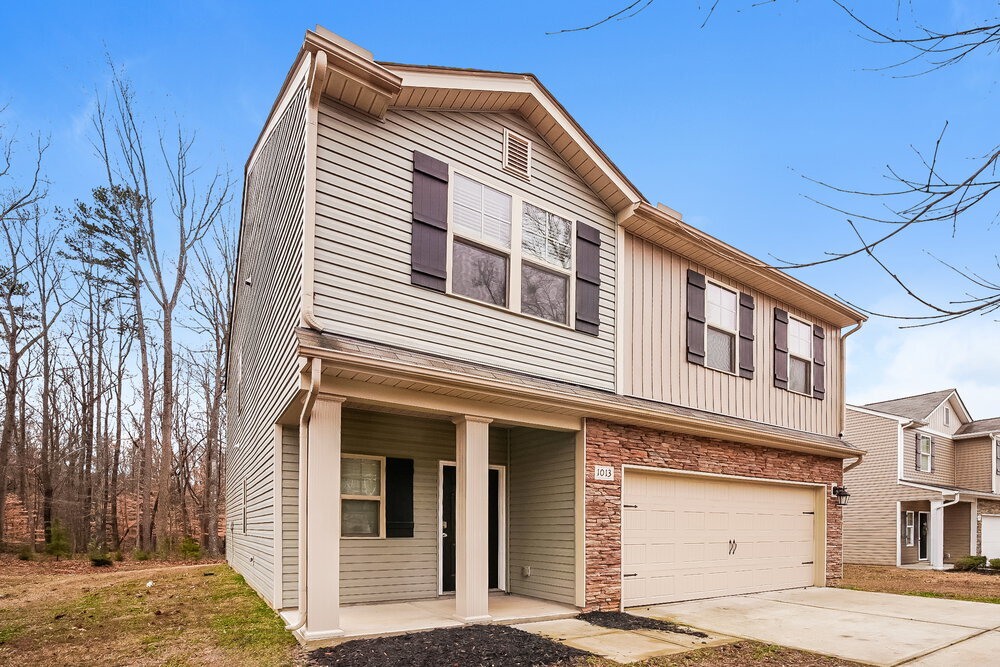 Building Photo - 1013 Helms Rd