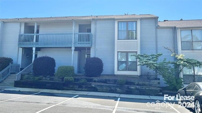 Primary Photo - 11171 Harrowfield Rd