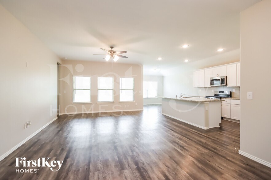 Building Photo - 139 Valiant Ridge Trail
