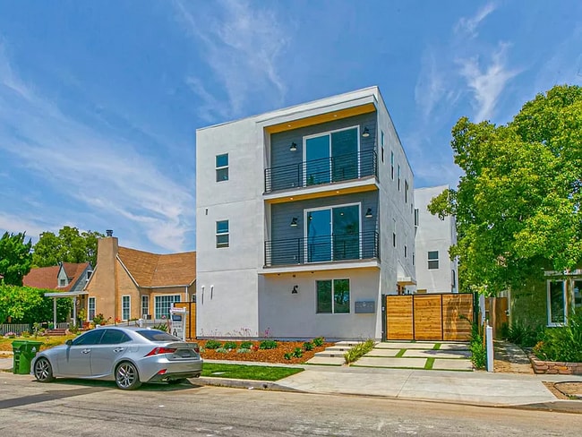 Building Photo - 10851 Otsego St