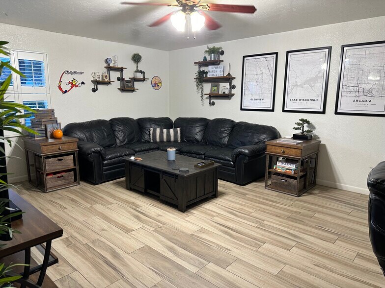 Living Room - 4201 E Camelback Rd