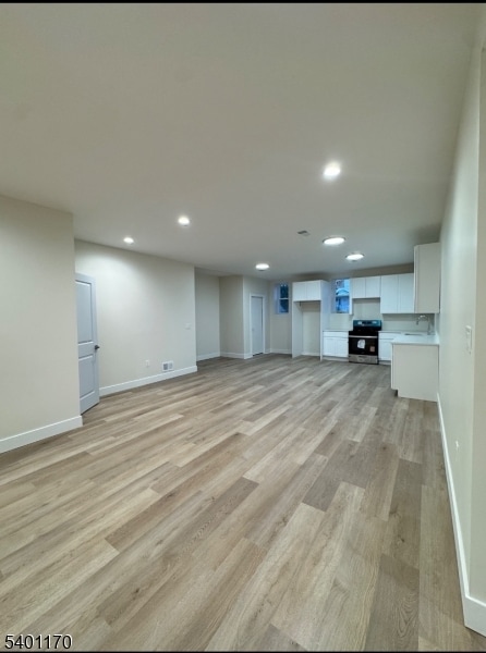 Building Photo - 235 Preakness Ave