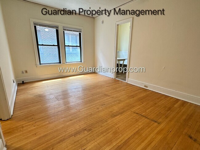 Building Photo - Studio Lakes Uptown Apartment, Blocks from...
