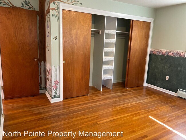 Building Photo - 3 br, 1 bath House - 105 Chestnut St.