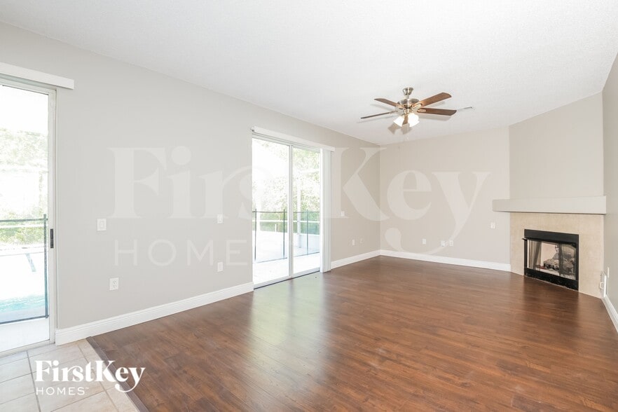 Building Photo - 10663 Fairhaven Way