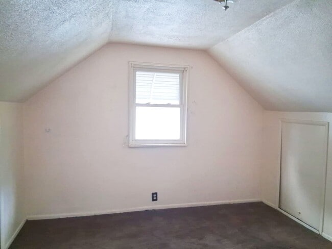 Building Photo - 4212 Wetzel Ave