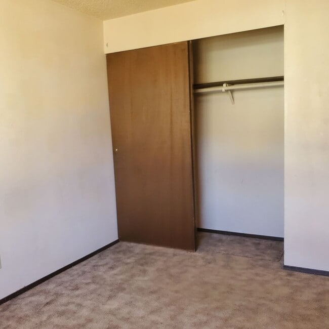 Building Photo - 3 Bedroom in Mountain View