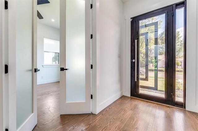 Building Photo - 4707 Cowan Ave