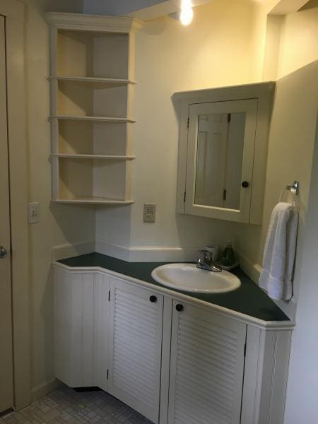Building Photo - Saunderstown Village Rental