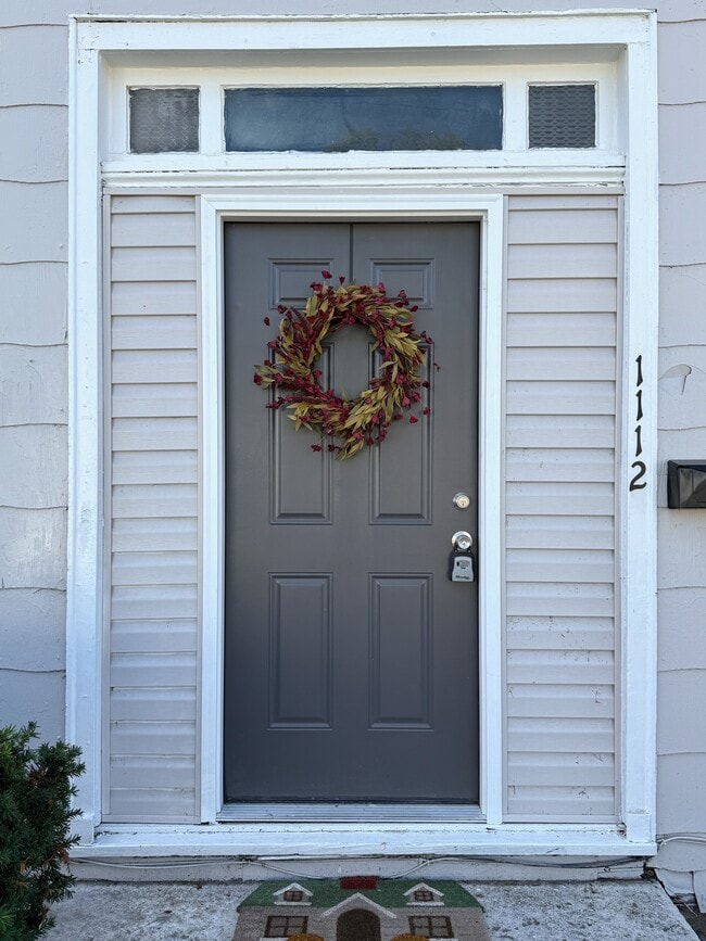 Building Photo - 1112 Girard Ave