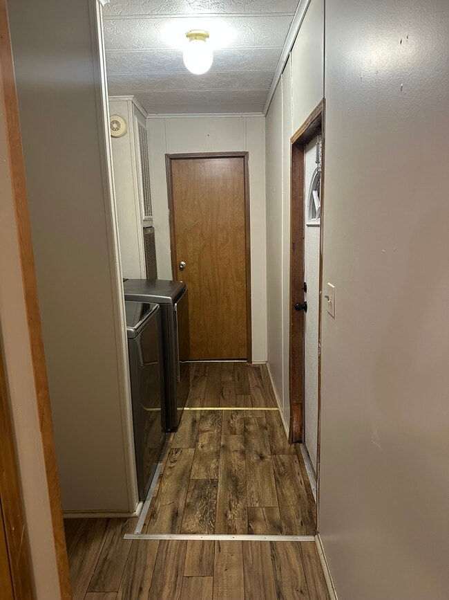 Building Photo - 1837 Gay St