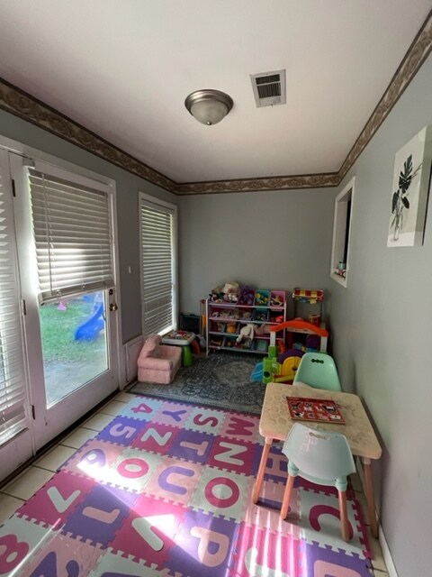 Building Photo - 40 Big Tom Rd