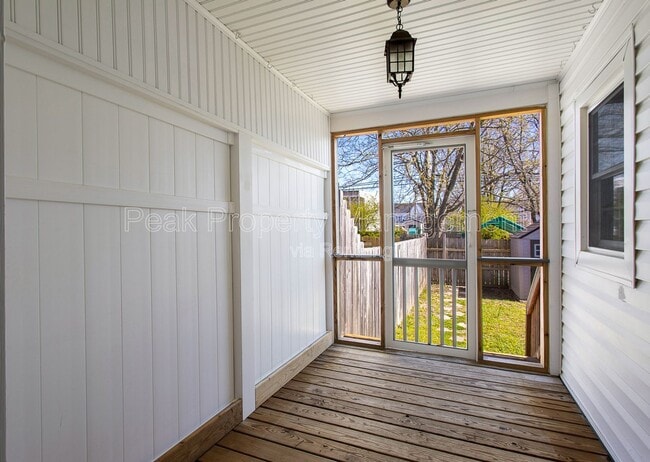 Building Photo - 1209 N 29th St