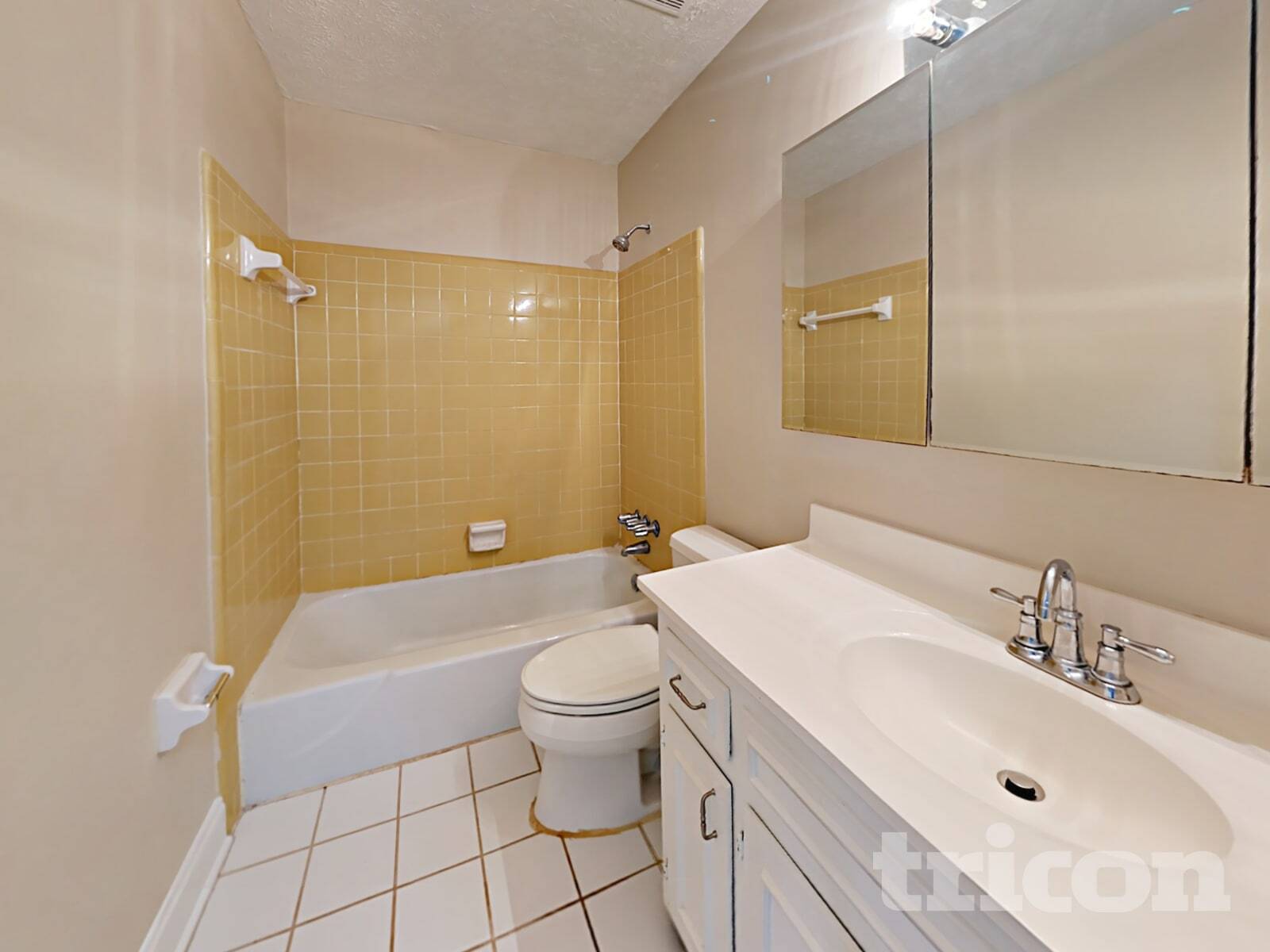 Building Photo - 543 Barbashela Cir