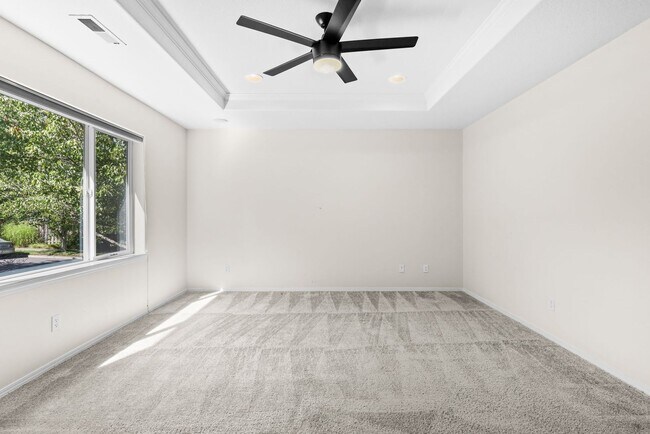 Building Photo - FOR RENT: CORNER LOT, Immaculate, lovely and spacious home - 5 bed, 3 bath + bonus room with 3-ca...