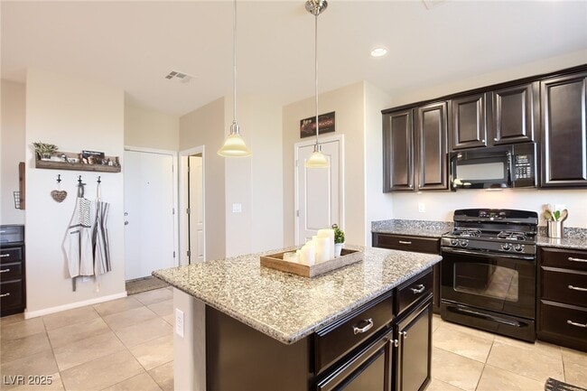 Building Photo - 7220 Willow Brush St