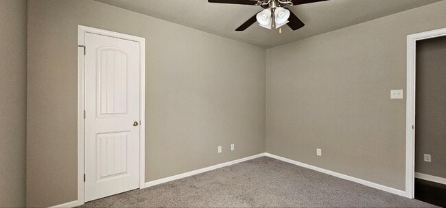 Building Photo - 4 Santiago Dr