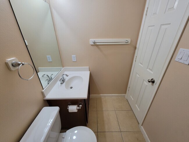 Building Photo - 20931 Flower Croft Ct