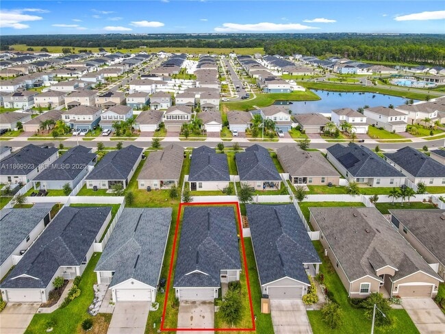 Building Photo - 1060 Cascade Dr