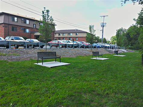 Building Photo - 65 Log St