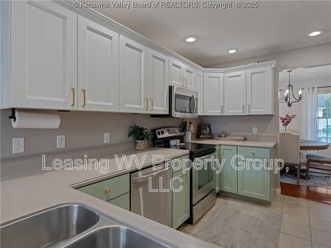 Building Photo - 164 Prado Dr