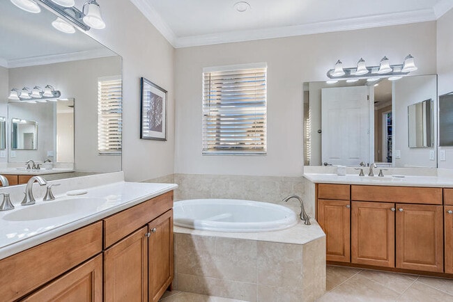 Building Photo - 237 Porgee Rock Pl