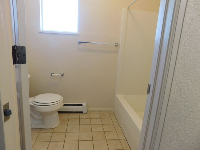 Building Photo - Duplex in Fruita