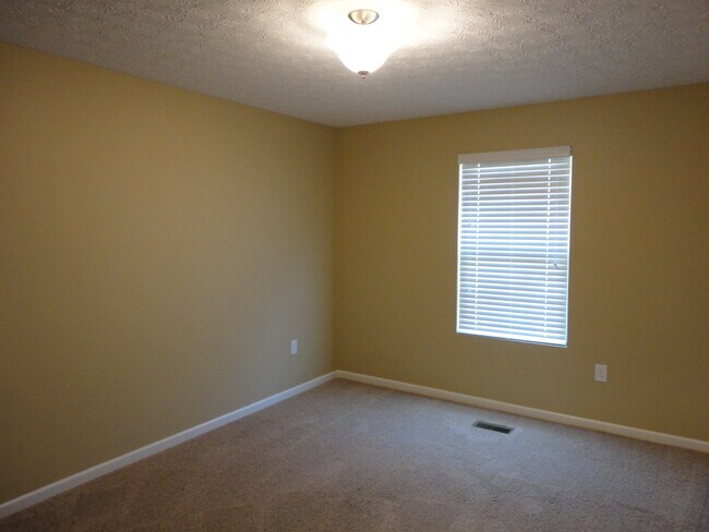 Building Photo - 4423 Pimlico Pl