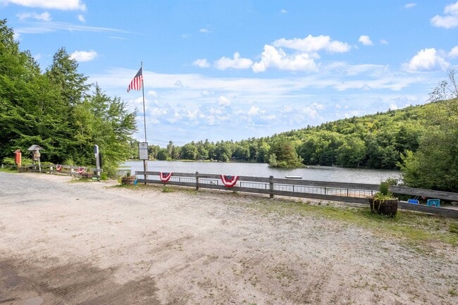 Building Photo - 25 Hilltop Dr