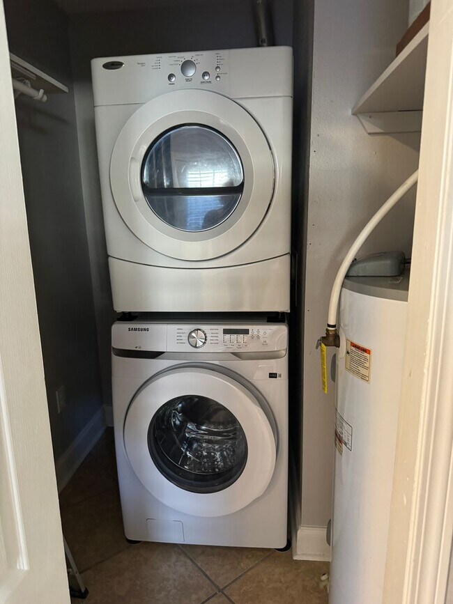 Building Photo - Great Rental near LSU