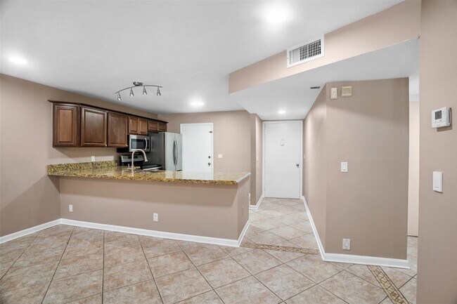 Building Photo - 22615 SW 66th Ave