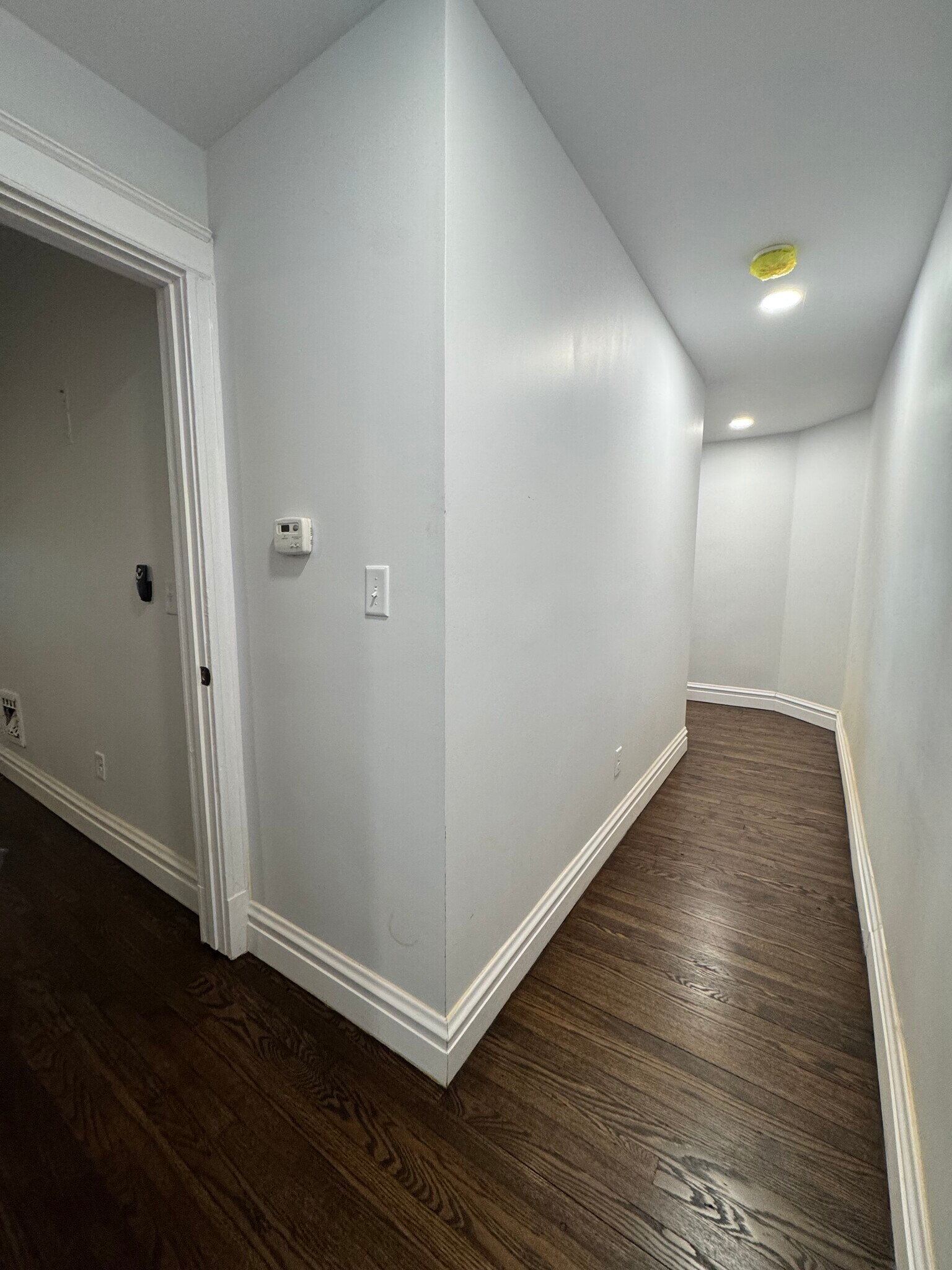 Building Photo - 5011 S Broadway