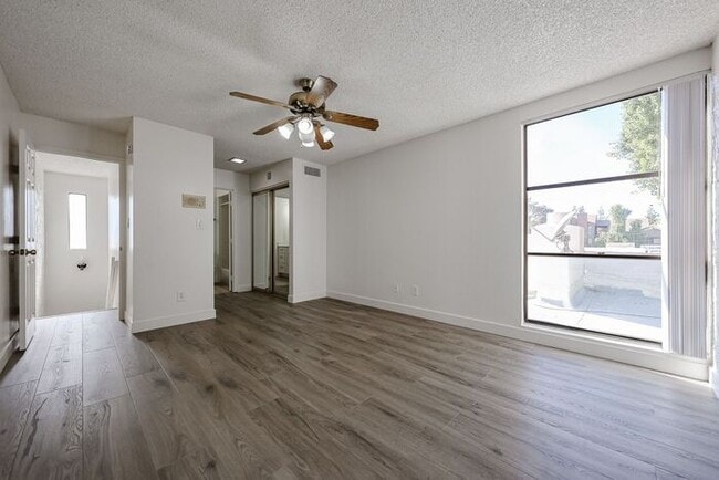 Building Photo - Amazing 3beds/2baths Townhome in Tempe!