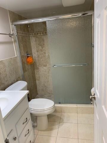 Building Photo - 2950 N Palm Aire Dr