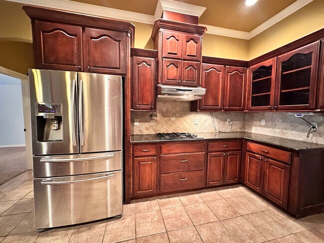 Building Photo - Charming 3-Bedroom Home with View in Moore...