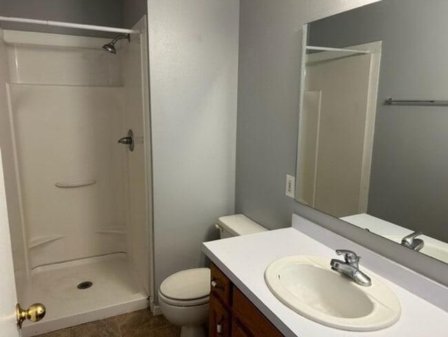 Building Photo - Cozy 3 BEDROOM 2 BATH FOR RENT IN JOPLIN-$1200 RENT-$1200 DEPOSIT