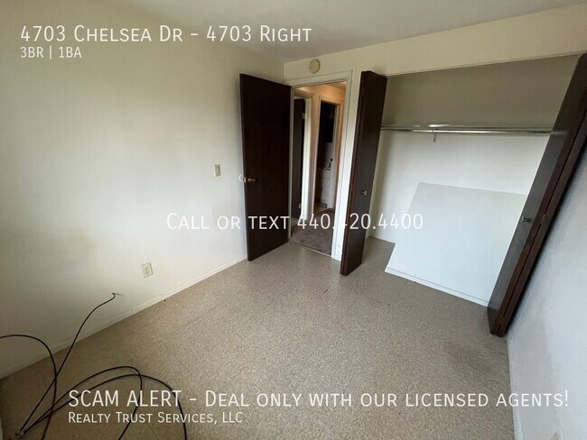 Building Photo - 3 bed 1 bath Duplex