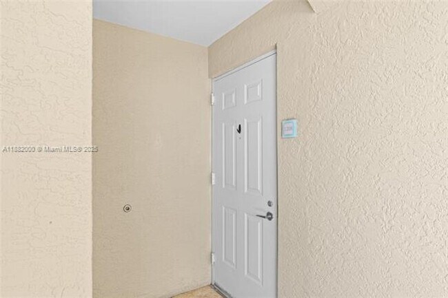 Building Photo - 3340 NE 190th St